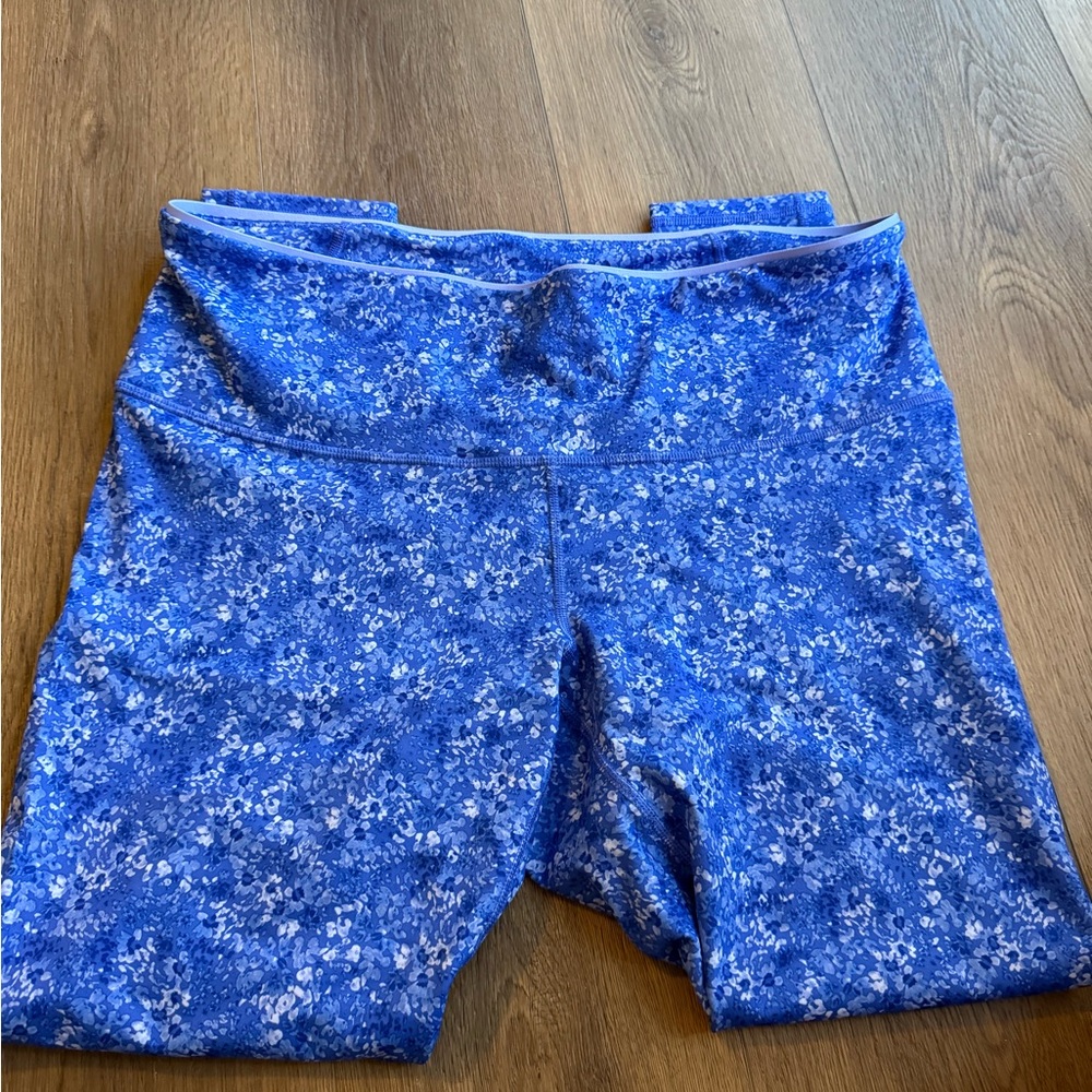 Fabletics Sapphire Sky Leggings - Picture 4 of 4
